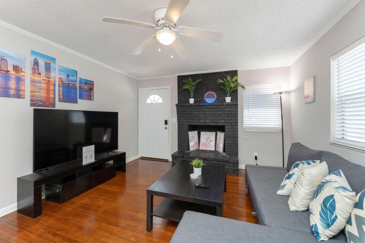 King Bedroom 2Bed1Bath Sleeps 4 Close To Town Center Downtown Beach Mayo Clinic Jacksonville Exteriér fotografie